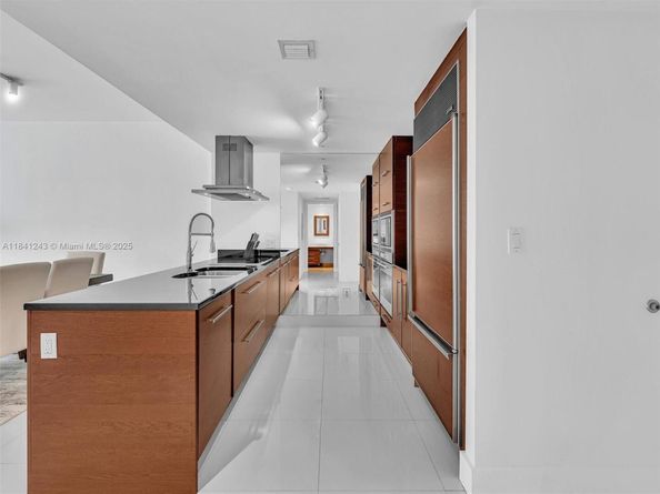 495 Brickell Ave 5009, Miami FL 33131