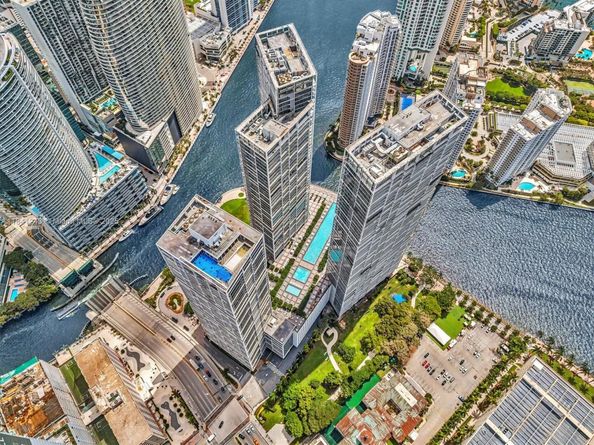 495 Brickell Ave 5009, Miami FL 33131
