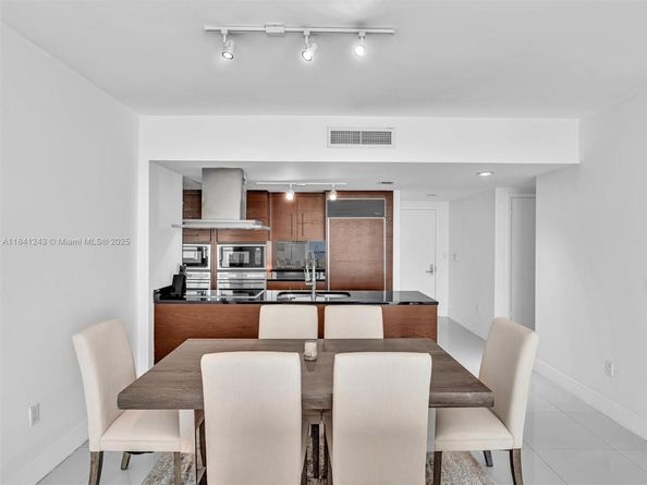 495 Brickell Ave 5009, Miami FL 33131