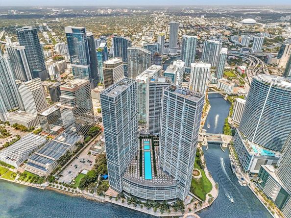 495 Brickell Ave 5009, Miami FL 33131