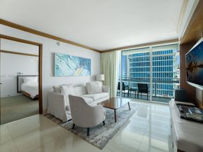 6801 Collins Ave 714, Miami Beach FL 33141