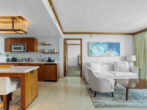 6801 Collins Ave 714, Miami Beach FL 33141