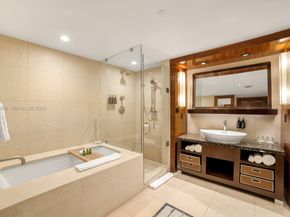 6801 Collins Ave 714, Miami Beach FL 33141