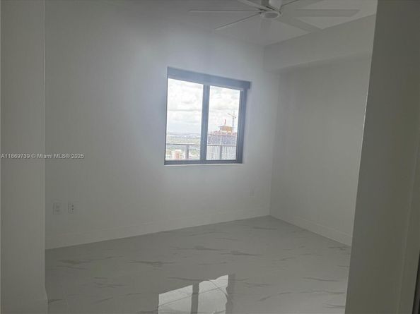 700 NE 24 Th, Miami FL 33137