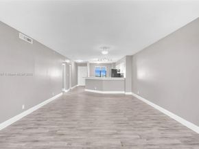 2112 S Cypress Bend Dr 802, Pompano Beach FL 33069