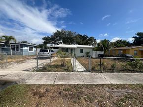 2561 NW 18th Ct, Fort Lauderdale FL 33311