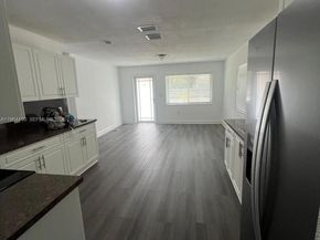 2561 NW 18th Ct, Fort Lauderdale FL 33311