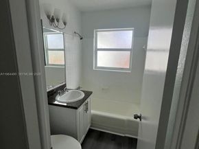 2561 NW 18th Ct, Fort Lauderdale FL 33311