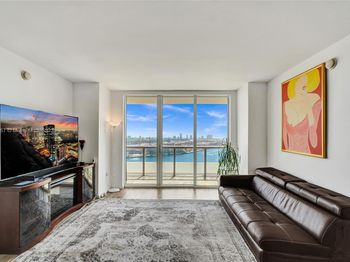 50 Biscayne Blvd