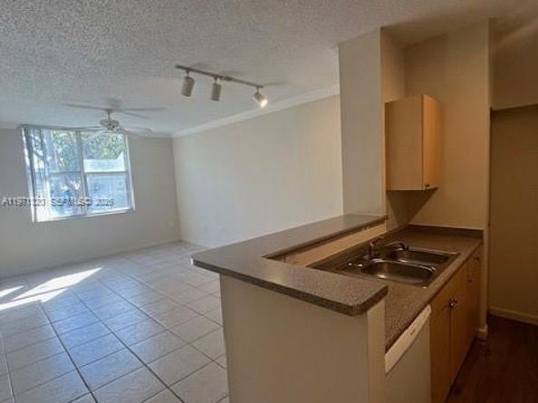 1900 Van Buren St 120B, Hollywood FL 33020