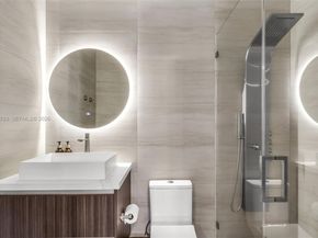 500 NE 51st St, Miami FL 33137