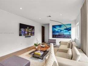 500 NE 51st St, Miami FL 33137