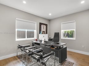 500 NE 51st St, Miami FL 33137