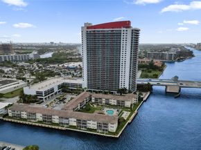 2600 Diana Dr 110, Hallandale Beach FL 33009