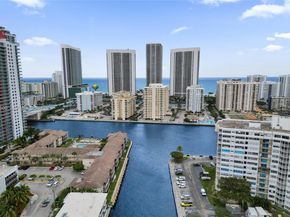 2600 Diana Dr 110, Hallandale Beach FL 33009