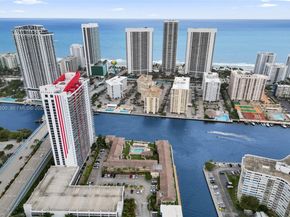 2600 Diana Dr 110, Hallandale Beach FL 33009