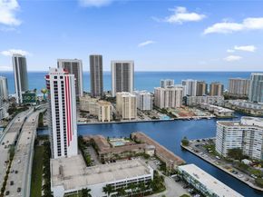 2600 Diana Dr 110, Hallandale Beach FL 33009