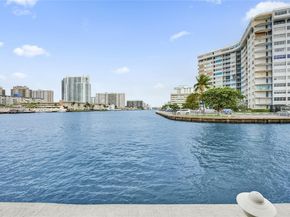 2600 Diana Dr 110, Hallandale Beach FL 33009