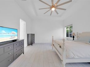 15012 SW 177th Ter, Miami FL 33187