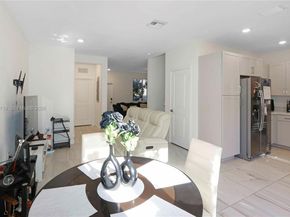 2432 SE 10th Ct, Homestead FL 33035