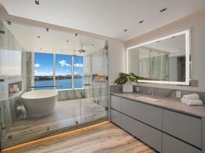 1000 S Pointe Dr 901, Miami Beach FL 33139