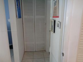 3127 S Ocean Dr 219, Hallandale Beach FL 33009