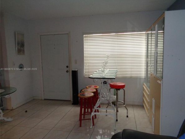 3127 S Ocean Dr 219, Hallandale Beach FL 33009