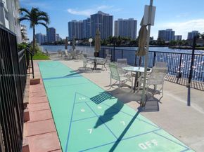 3127 S Ocean Dr 219, Hallandale Beach FL 33009