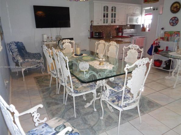 3127 S Ocean Dr 219, Hallandale Beach FL 33009