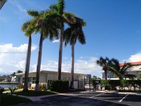 3127 S Ocean Dr 219, Hallandale Beach FL 33009