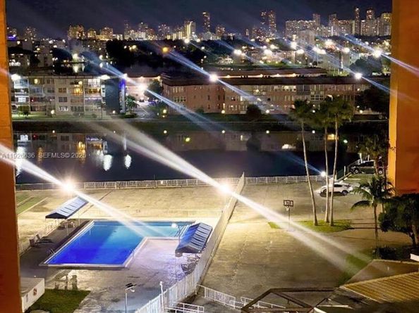 1301 NE Miami Gardens Dr 813W, Miami FL 33179