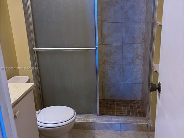 1301 NE Miami Gardens Dr 813W, Miami FL 33179