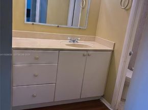 1301 NE Miami Gardens Dr 813W, Miami FL 33179