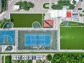 16385 Biscayne Blvd 1007, North Miami Beach FL 33160
