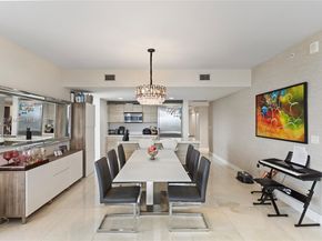 16385 Biscayne Blvd 1007, North Miami Beach FL 33160