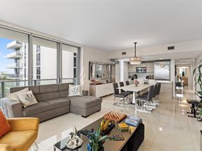 16385 Biscayne Blvd 1007, North Miami Beach FL 33160
