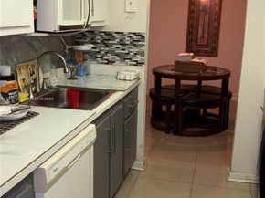 3120 N Pine Island Rd 307, Sunrise FL 33351