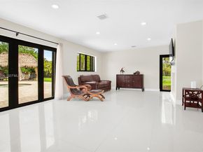 5520 SW 163rd Ave, Southwest Ranches FL 33331