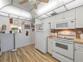 9461 Sunrise Lakes Blvd 207, Sunrise FL 33322