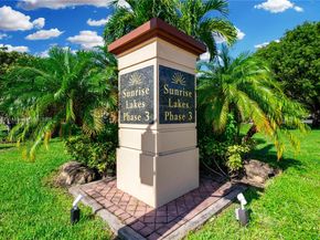 9461 Sunrise Lakes Blvd 207, Sunrise FL 33322