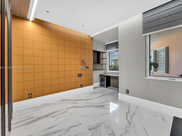 125 Jefferson Ave 143, Miami Beach FL 33139