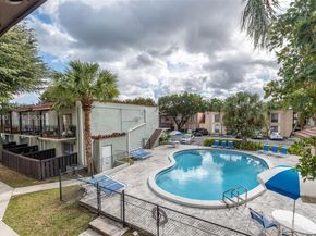 10748 N Kendall Dr N22, Miami FL 33176