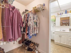 201 178th Dr 438, Sunny Isles Beach FL 33160