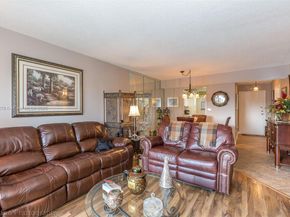 201 178th Dr 438, Sunny Isles Beach FL 33160