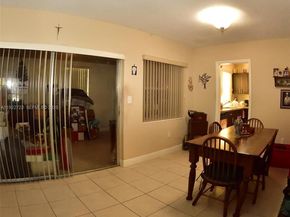 7508 Hayes St, Hollywood FL 33024