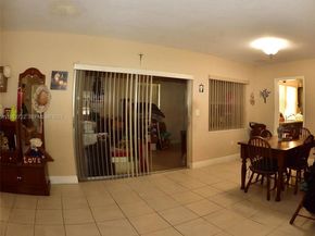 7508 Hayes St, Hollywood FL 33024