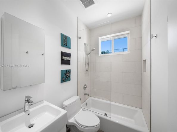 7950 SW 54th Ave, Miami FL 33143