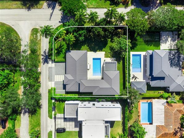 7950 SW 54th Ave, Miami FL 33143