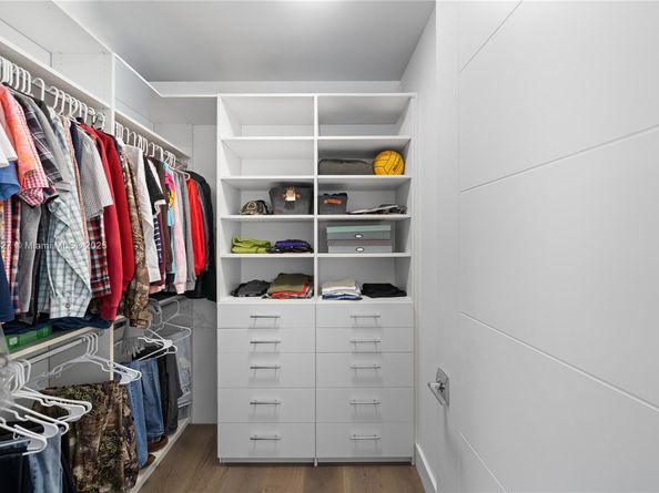 7950 SW 54th Ave, Miami FL 33143