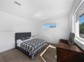 7950 SW 54th Ave, Miami FL 33143